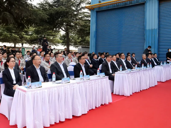 洛陽(yáng)三月花如錦，千輛發(fā)車喜煞人！一汽解放&中集凌宇直播活動(dòng)成功舉辦