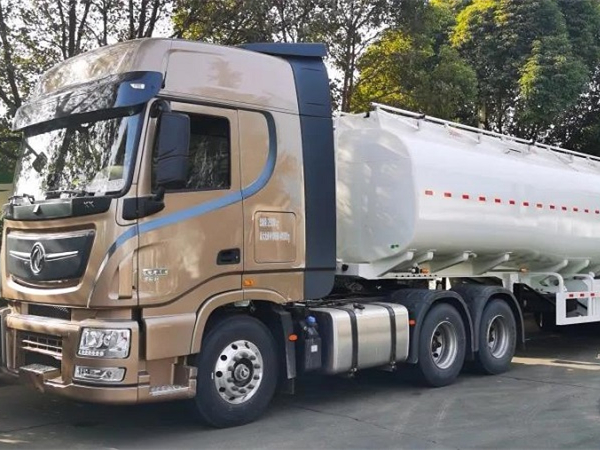 30臺凌宇罐車出口非洲，降本增效看得見！