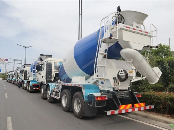 夏日炎炎，凌宇超甜！60臺“藍(lán)胖子”奔赴華南