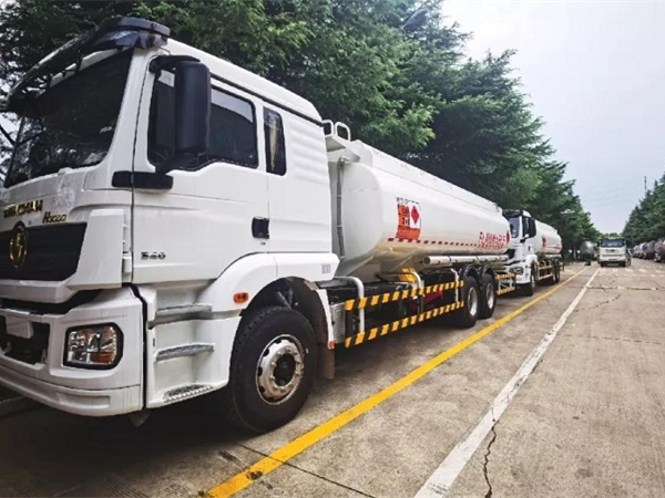 海外發(fā)車！中集凌宇實(shí)力交付，“量身定制”贏得市場(chǎng)贊譽(yù)！