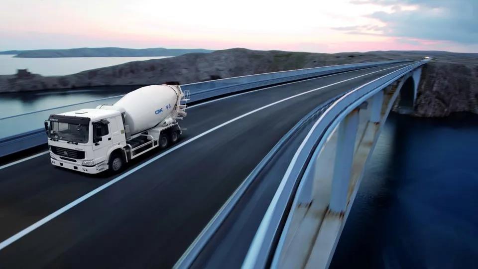 【集團(tuán)新聞】 中集上半年業(yè)績(jī)創(chuàng)歷史新高：營(yíng)收732億，同比增長(zhǎng)85% ！